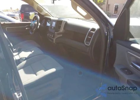 2019 Ram 1500 Big Horn/Lone Star 4X4 5'7 Box from USA, damaged, VIN 1C6RRFFG8KN917382